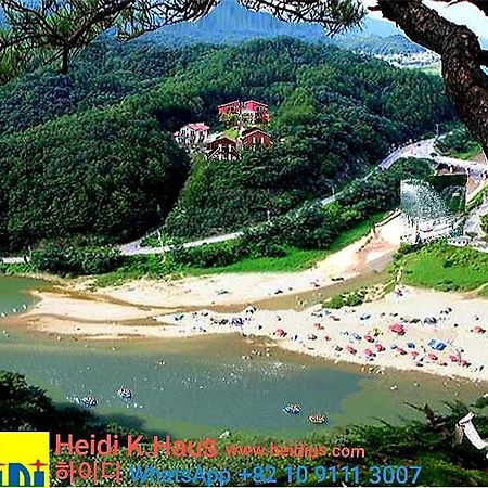 Villa Heidi K. Haus Hongcheon Exterior foto
